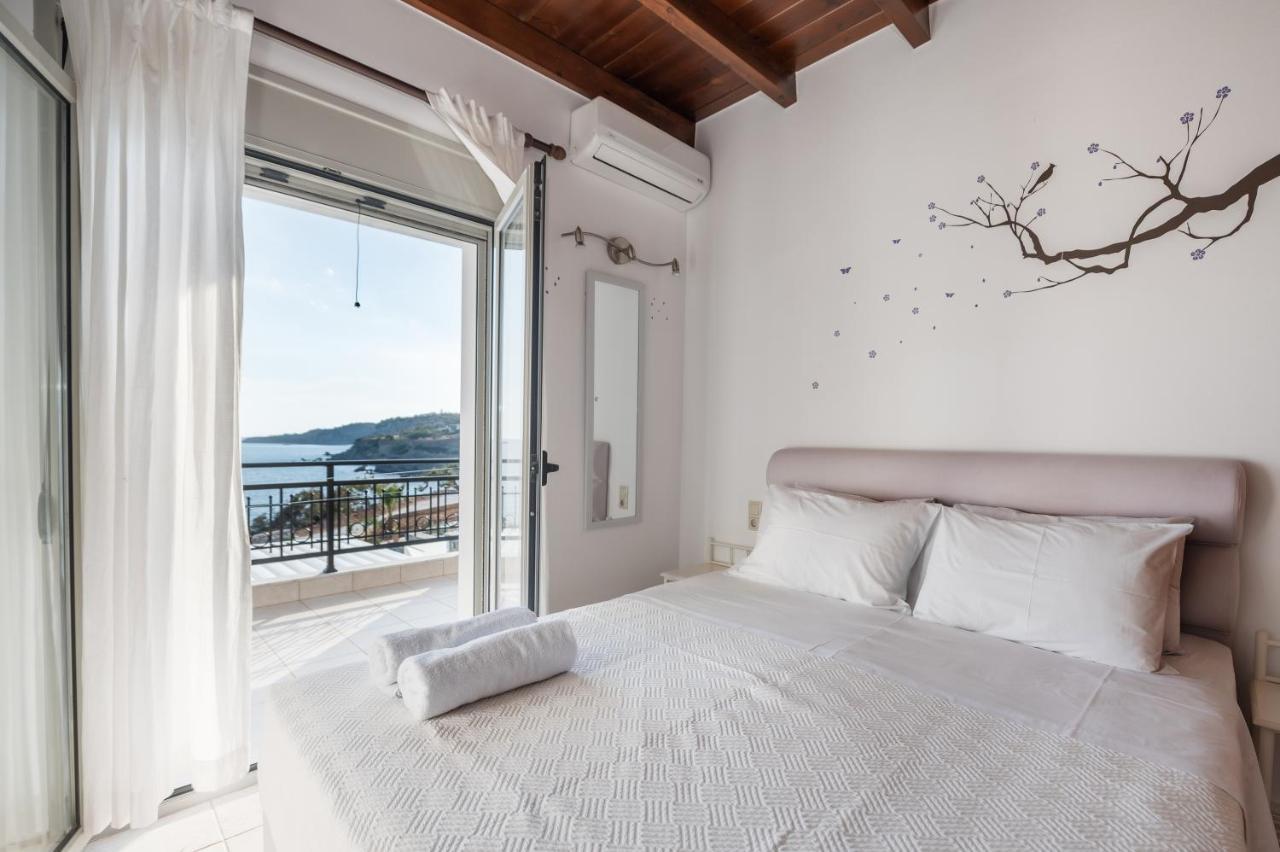 Achlia Beach Villa エクステリア 写真