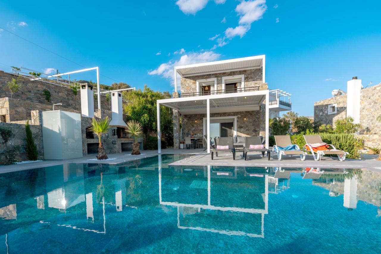Achlia Beach Villa エクステリア 写真